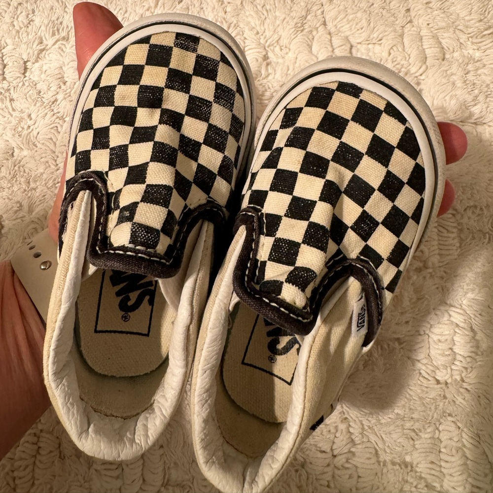 Checkerboard vans size 4.5 toddler